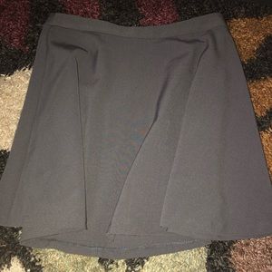 grey skirt